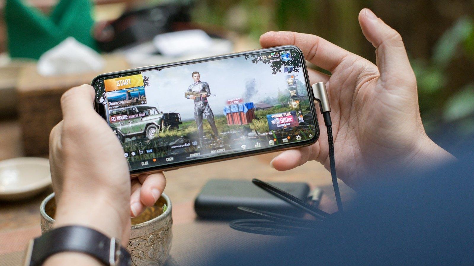 Elde tutulan telefonda PUBG Mobile açık