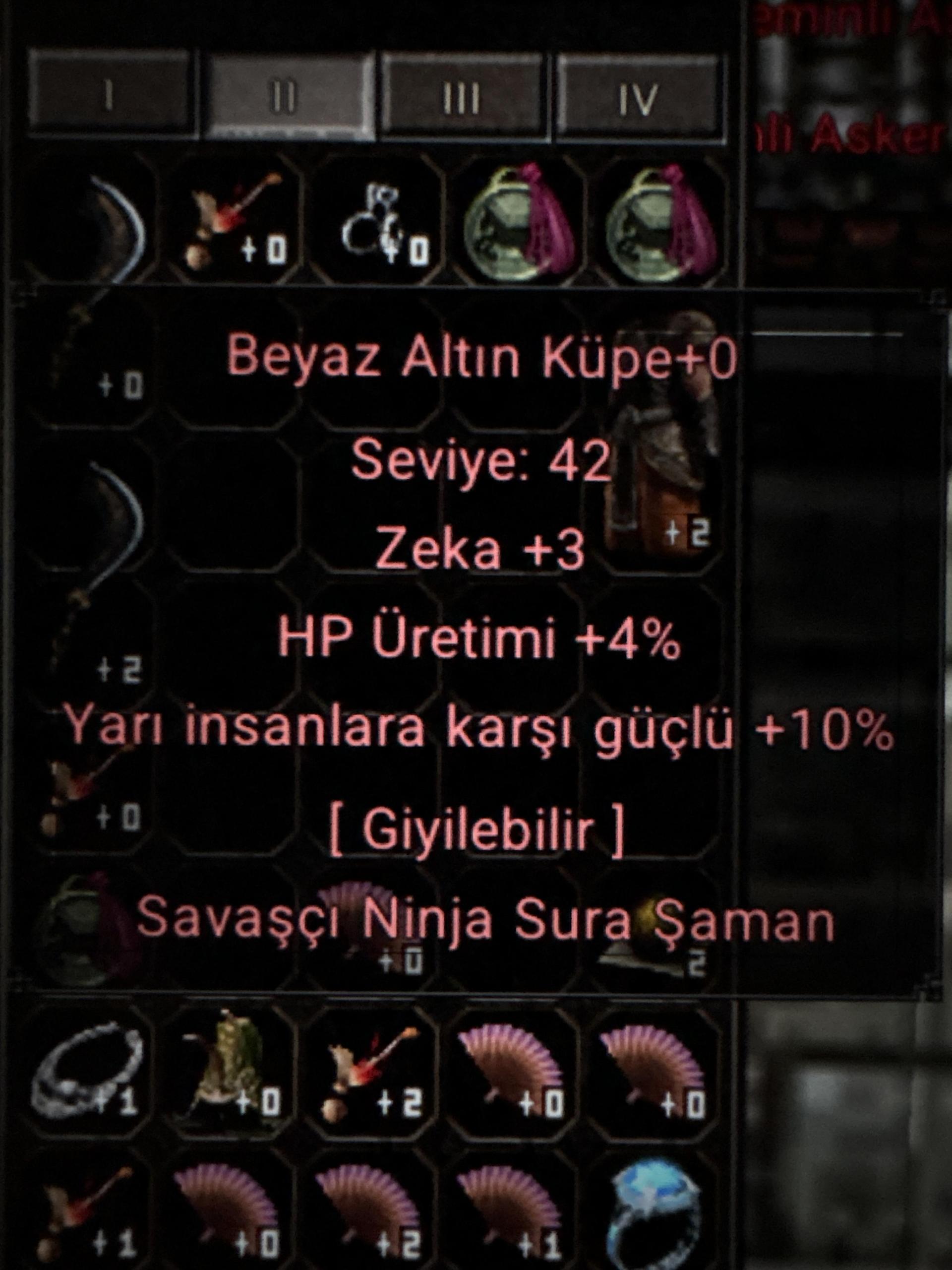 Kumarlık Yarı 10 Beyaz Altın Küpe