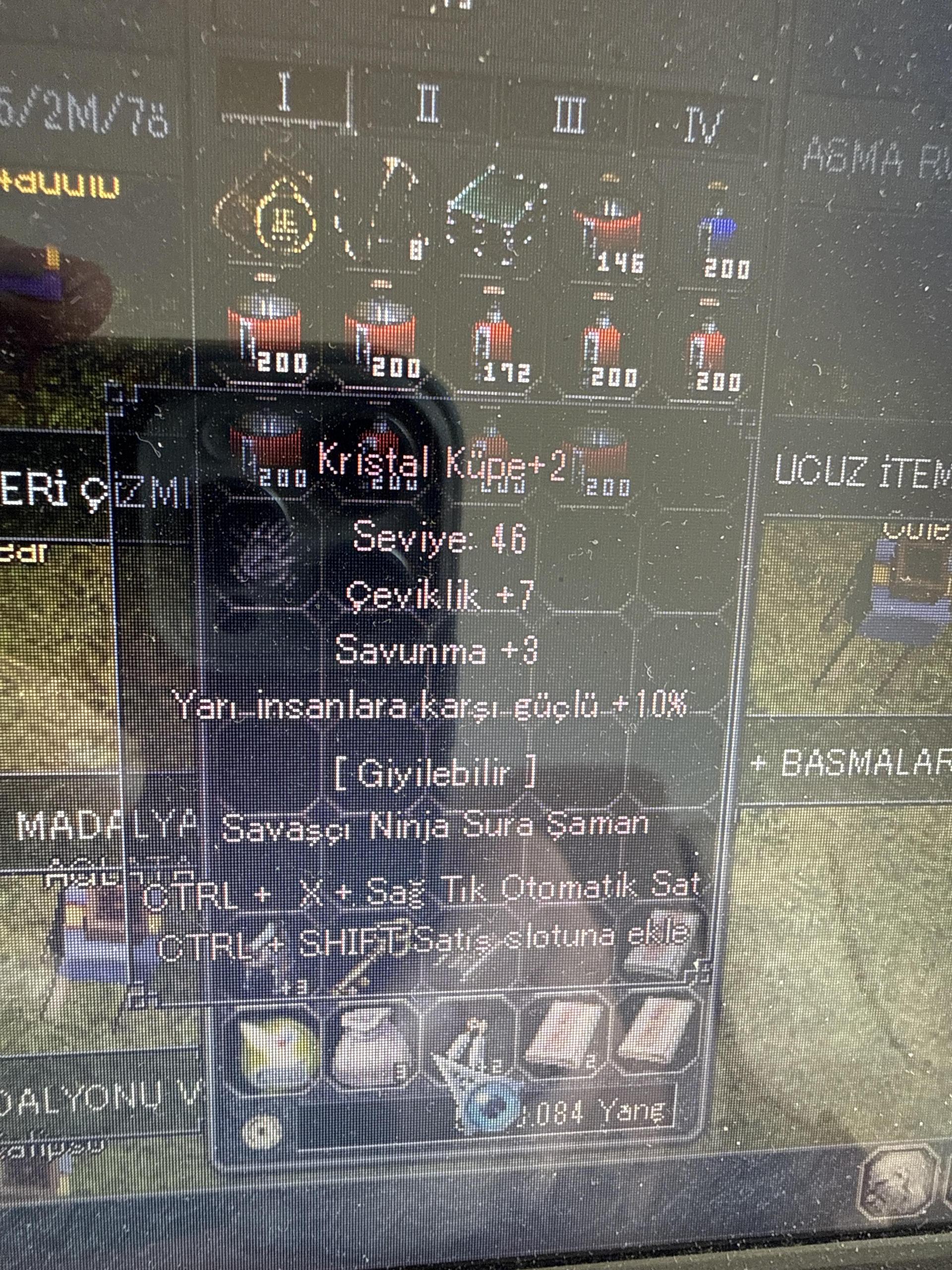 10 yarı kristal küpe
